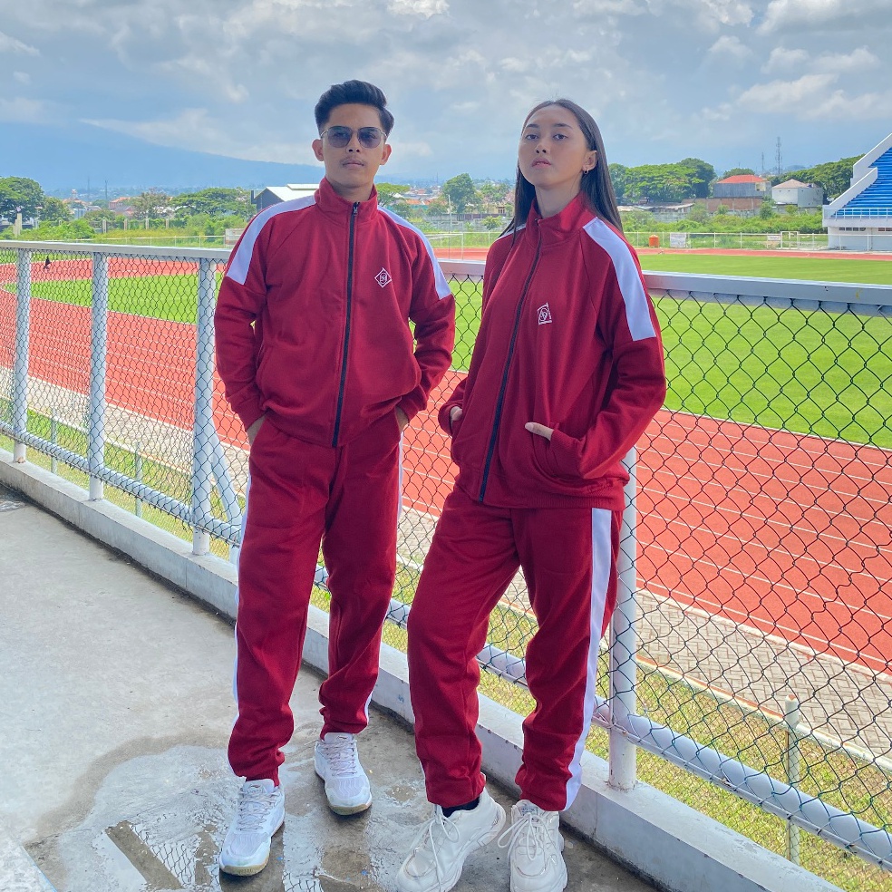 Kirim Sekarang Setelan Jaket OlahragaOne Set Jaket OlahragaSetelan Baju OlahragaBaju OlahragaTrainin