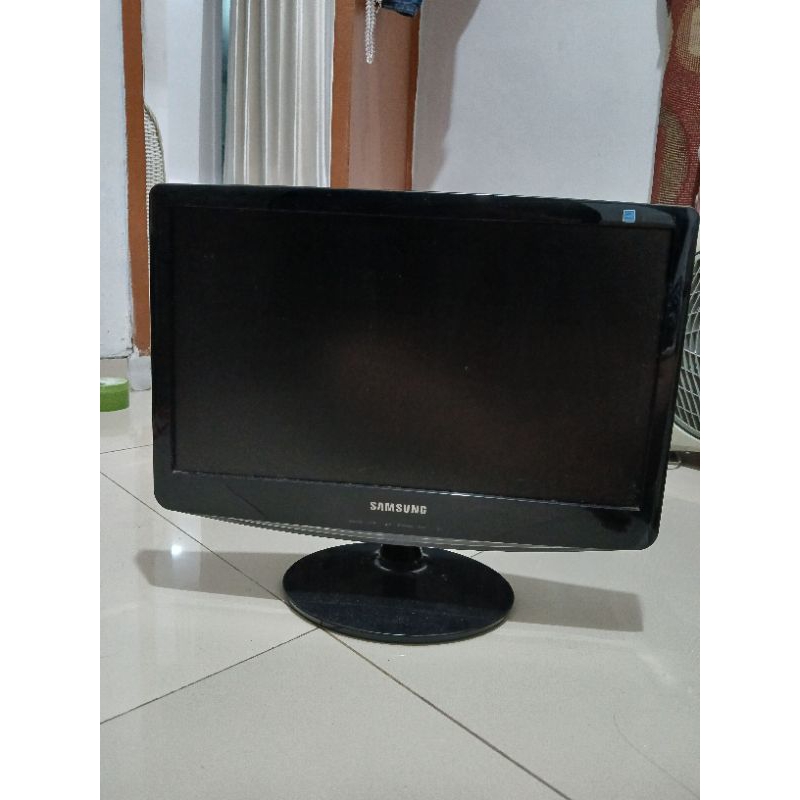 LCD Monitor Samsung 19"