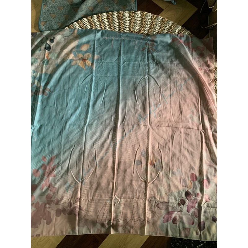 Preloved Scarf cantik Ivan Gunawan