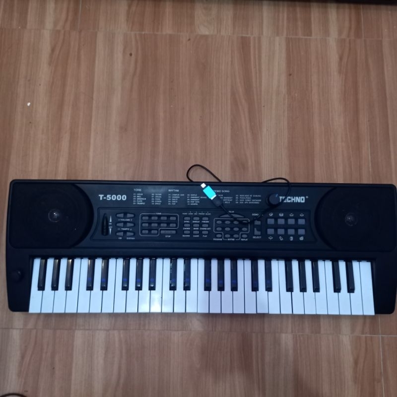 KEYBOARD TECHNO T5000 OPREK SEKEN