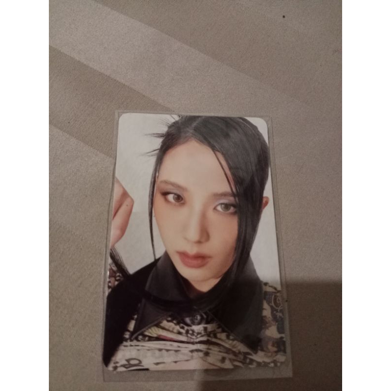 JISOO PHOTOCARD BORN PINK