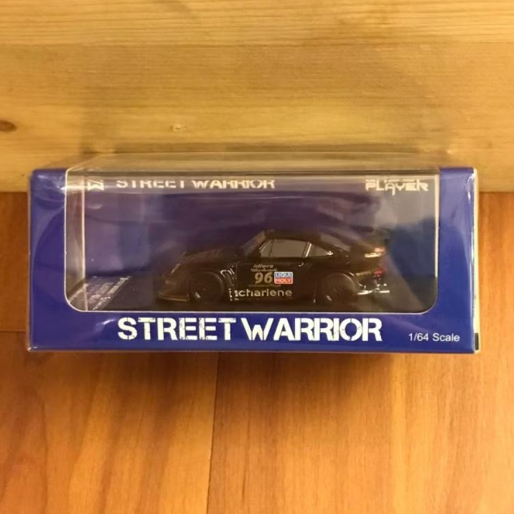 STREET WEAPON 1/64 RWB 993 CHARLENE - LOW TAIL