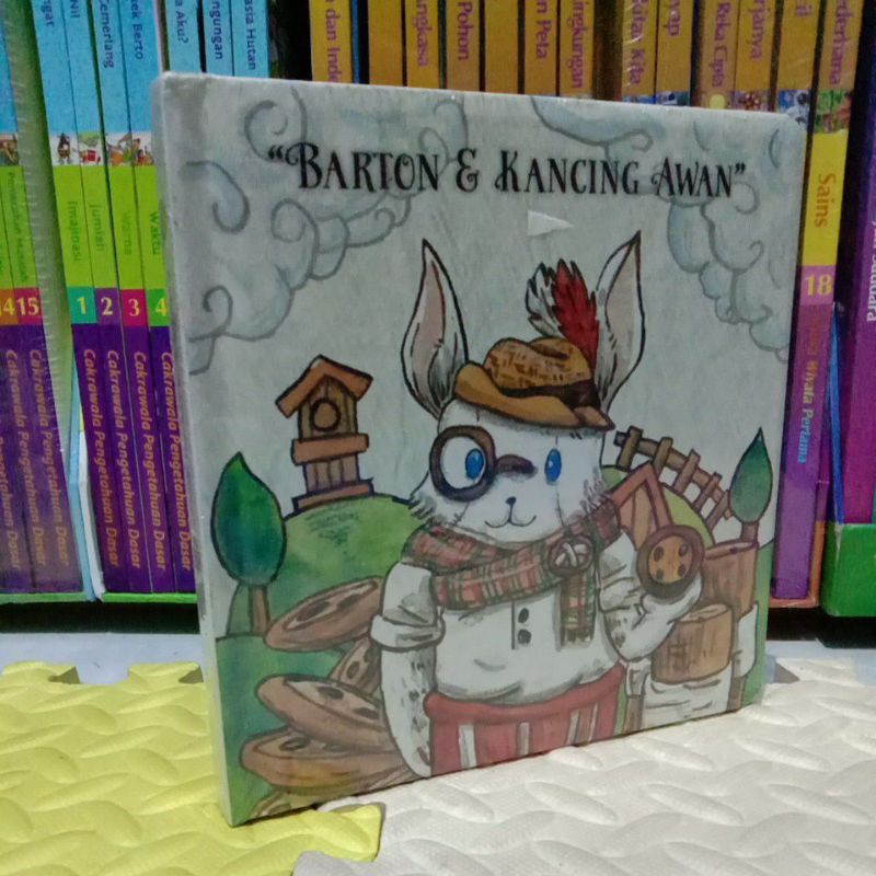 CERITA ANAK BOARD BOOK BARTON DAN KANCING AWAN ORIGINAL