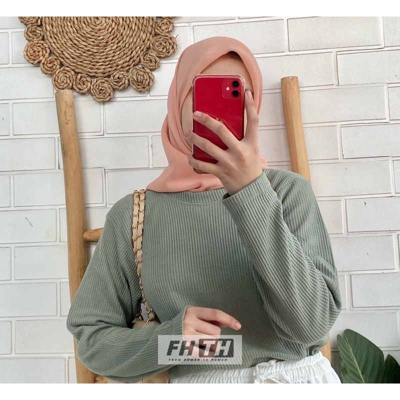 KAOS WAFFLE WAFER LENGAN PANJANG WANITA / BASIC CREWNECK POLOS SWEATSHIRT WAFFEL UNIQLO / Kaos Waffl
