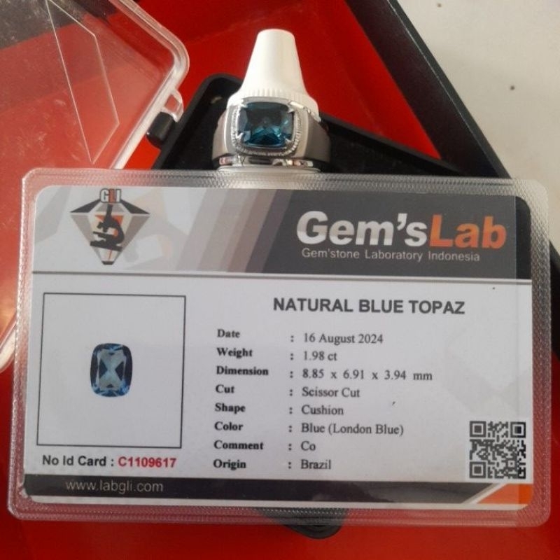 NATURAL BLUE TOPAZ