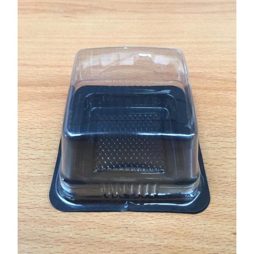 NEW PRODUCT Produk Terlaris Isi 5 Mika Moon Crispy Mochi Ichigo  Tray Igo Daifuku