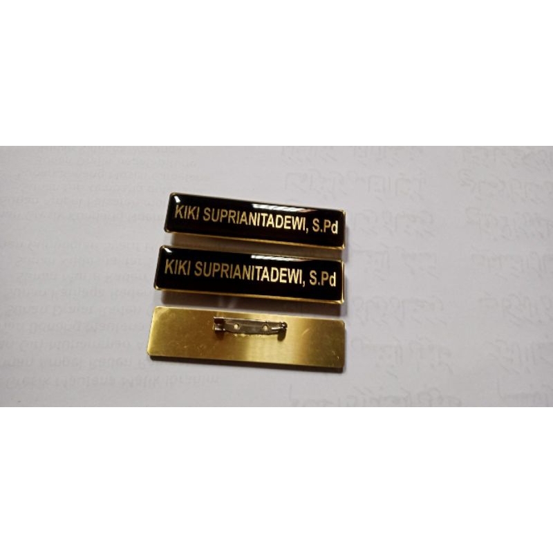 

Nametage/ Nama Dada Kuningan peniti