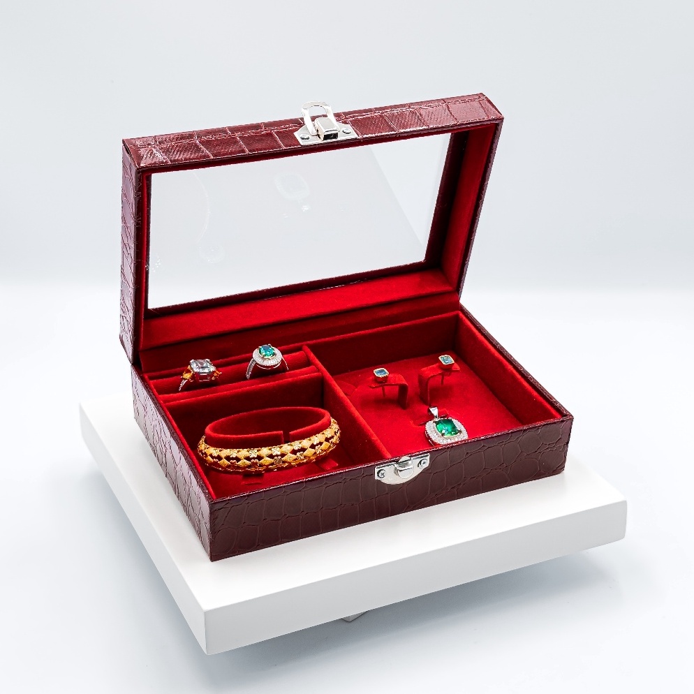 K15STG  KOTAK SETELAN GIWANG CINCIN  KOTAK PERHIASAN EMAS  KOTAK PERHIASAN  KOTAK PERHIASAN SESERAHA