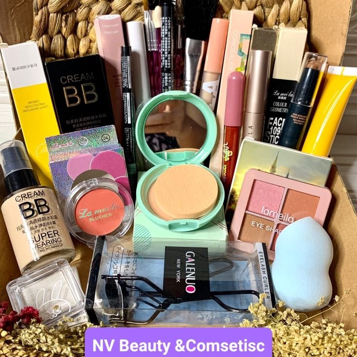 Serbu Voucher  LAMEILA COSMETICS  PAKET MAKE UP PREMIUM 16in1