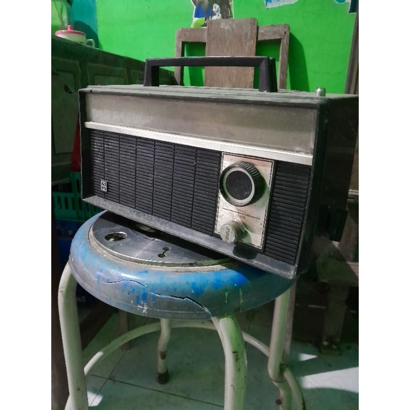 radio lawas antik national macan