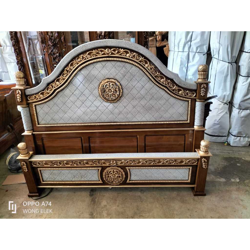 Dipan/ranjang jemani jati |  dipan ranjang ukir jati kembang jepara | DIPAN RANJANG KAYU JATI UKIR