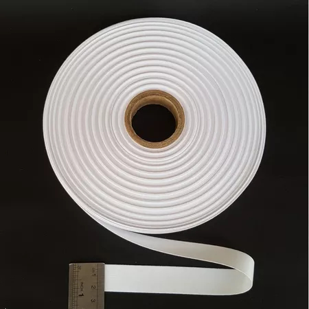 

Pita Laundry Taffeta Label Penanda Roll Kain Kertas 13 mm 200 meter