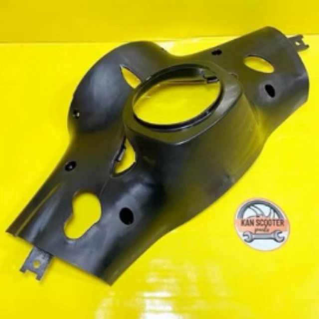 Batok Kepala Bawah Vespa Primavera
