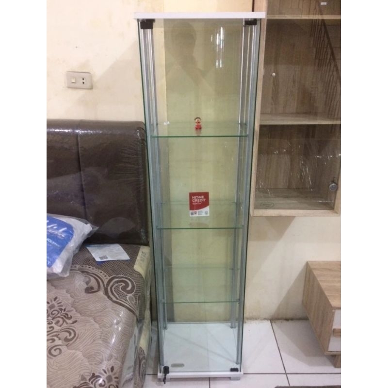 Lemari pajangan kaca lemari helm lemari hias lemari tas