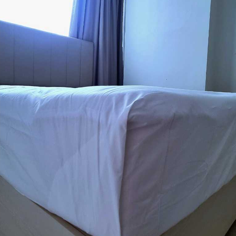Flat Sheet ( Tanpa Karet ) Sprei Hotel TC 300 By TexLinens, Sprei / Sprei Set