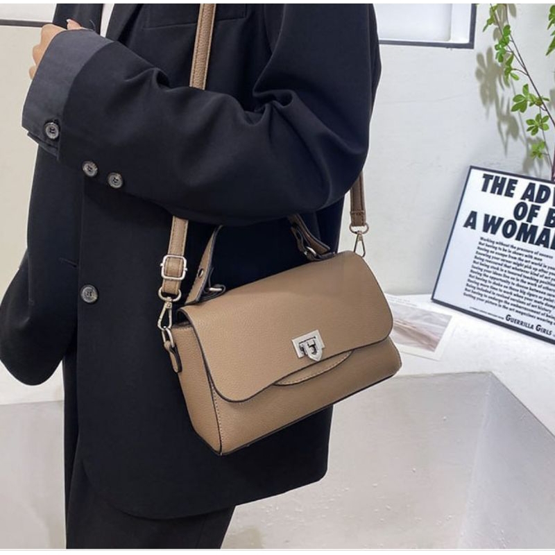Tas Wanita Leather Bag Brown Sling Bag Tas Selempang Wanita Import