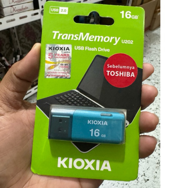 FLASHDISK KIOXIA 16 GB