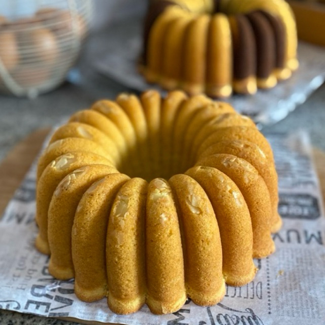 

Almond Butter Cake Lembut Legit Soft Whole Cake ukuran 22 cm