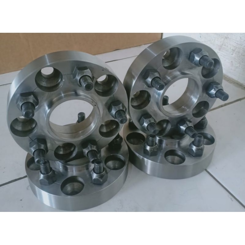 adaptor velg mobil bmw 3cm (4pcs)