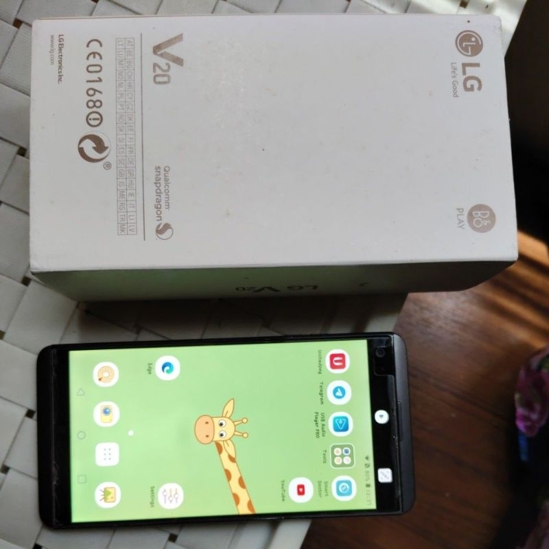 LG V20 H990ds  second