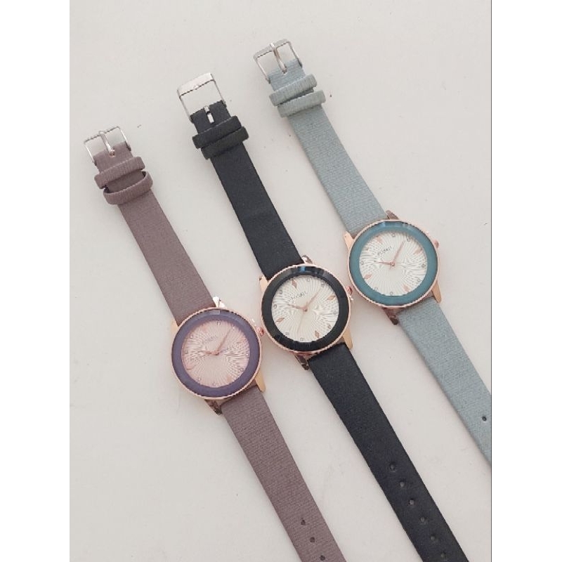Jam Tangan Fashion Cewek Dewasa Remaja Anak Anak Jam Kulit Wanita Foxxil Fashion