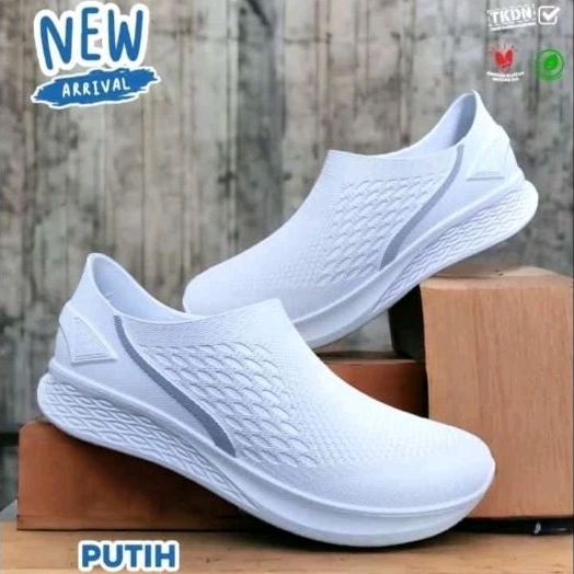 Sepatu Slip on Karet Putih Pria / Sepatu ATT Slip on Karet Putih Pria / Sepatu Karet Putih