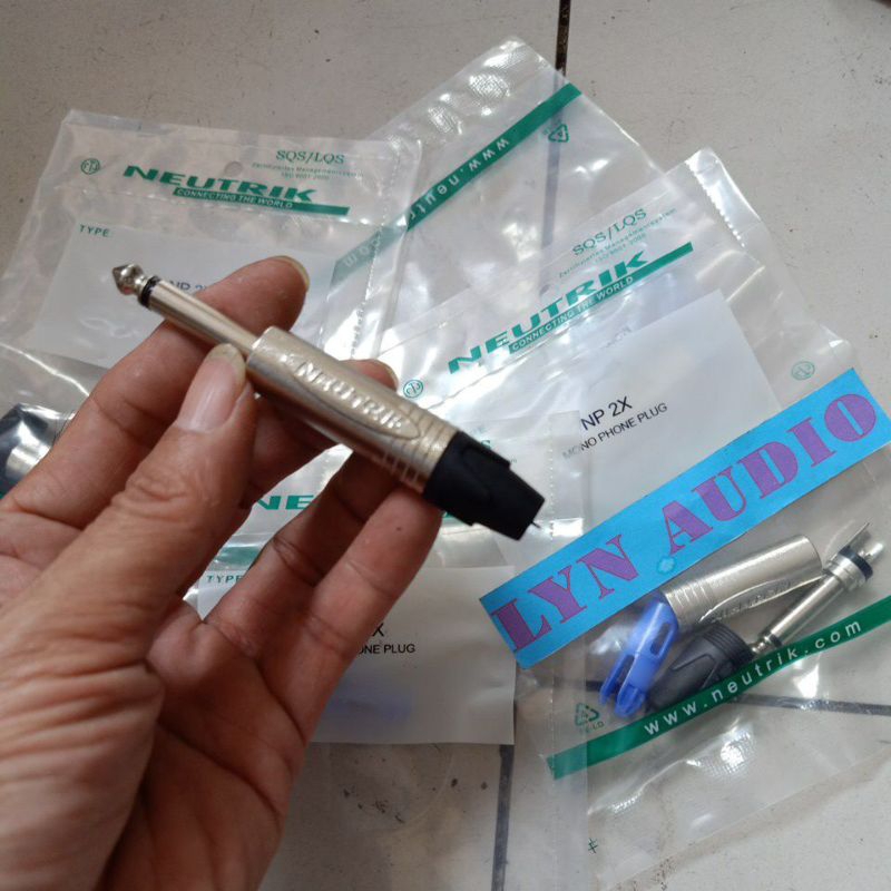 JACK AKAI MONO NEUTRIK NP2X JACK INSTRUMEN AKAI MONO