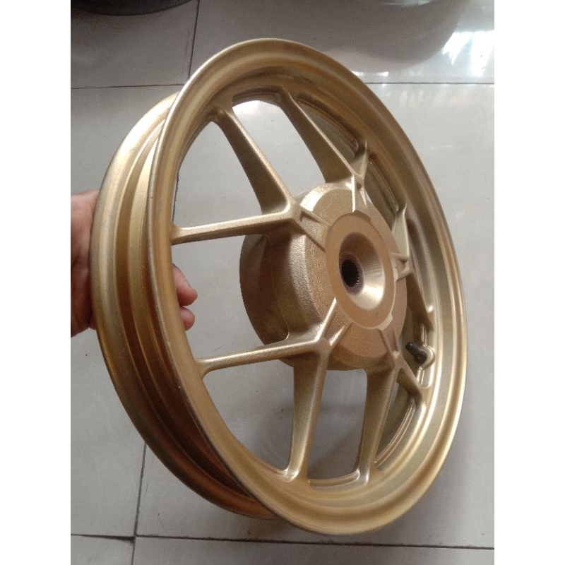 velg pelk pelek belakang Honda vario 150 vario 125 new  Gold original