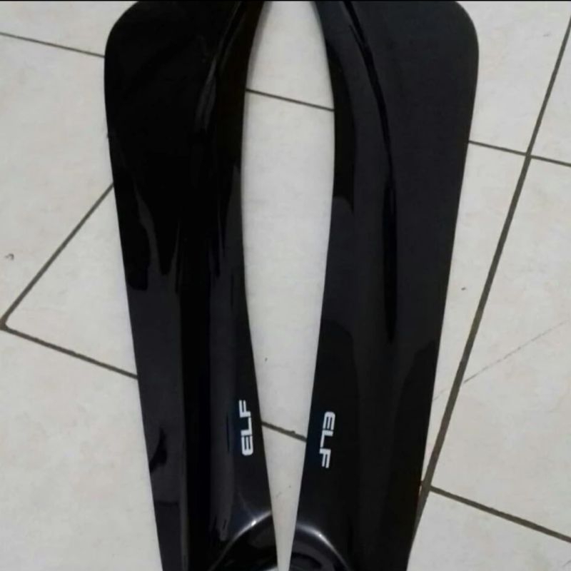 talang air isuzu elf model kupu-kupu