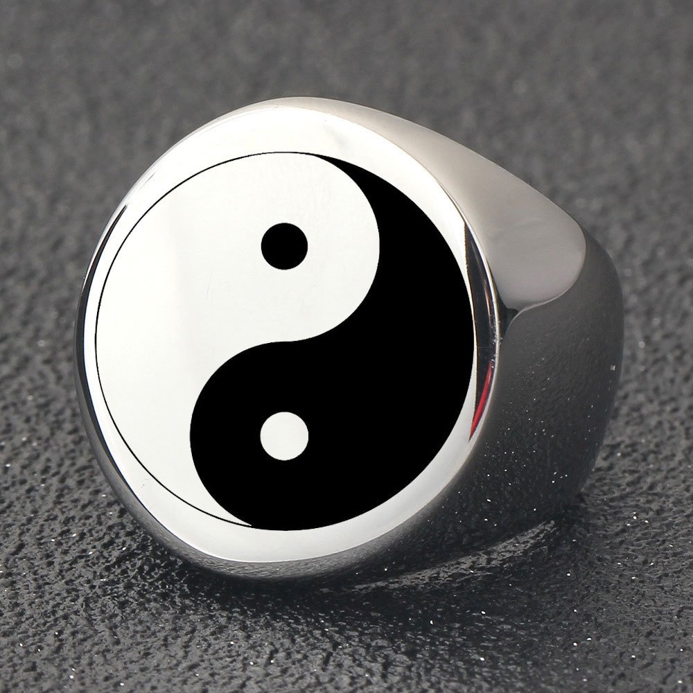 Cincin Stainless YinYang Tebal Kokoh Berkualitas / Cincin Bulat Laser Yin Yang Titanium Premium / Ak