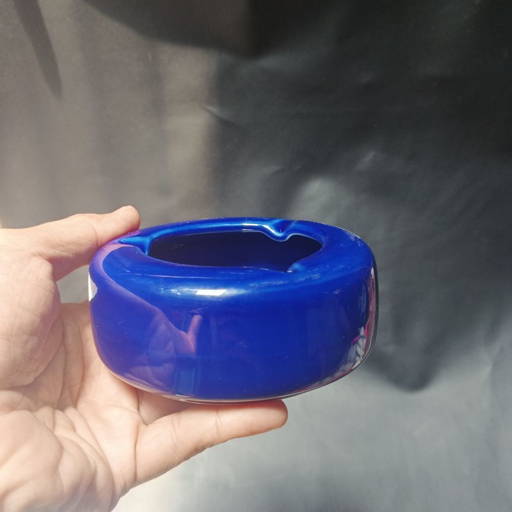 Asbak Rokok Biru Bahan Keramik Tebal