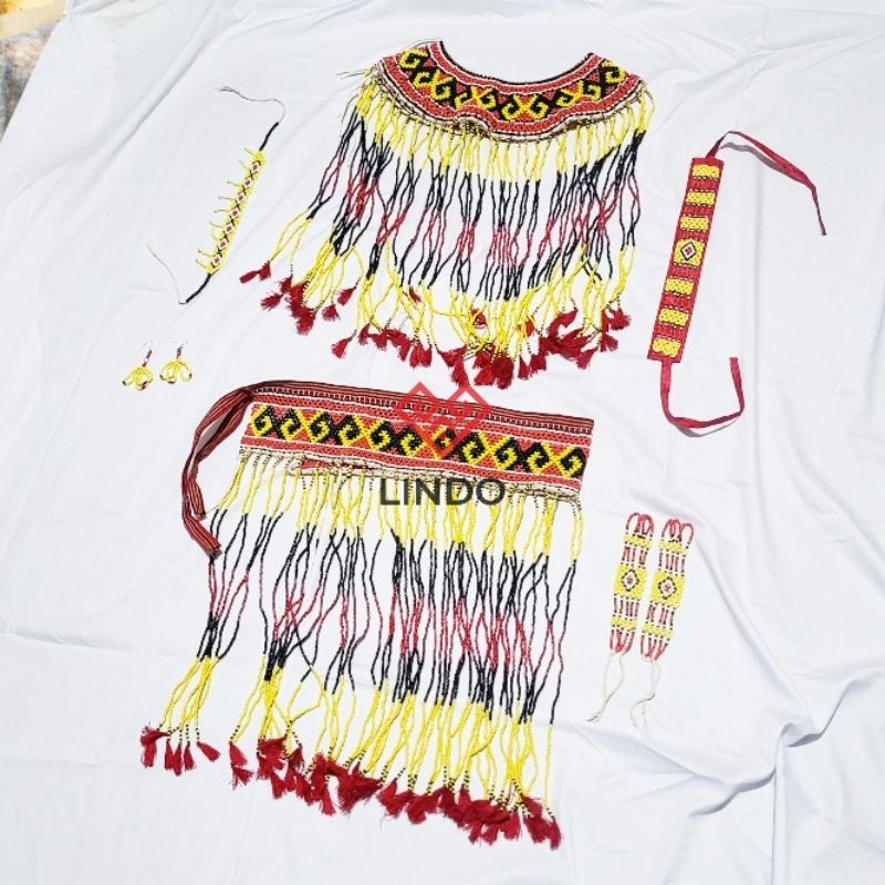 Set Sokkong Bayu/Aksesori Manik Pakaian Adat Toraja (Kode: DL1010610)