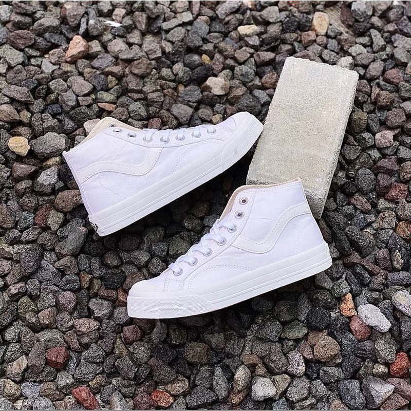 VENTELA Sepatu Ventela Public White High Original 100% BNIB