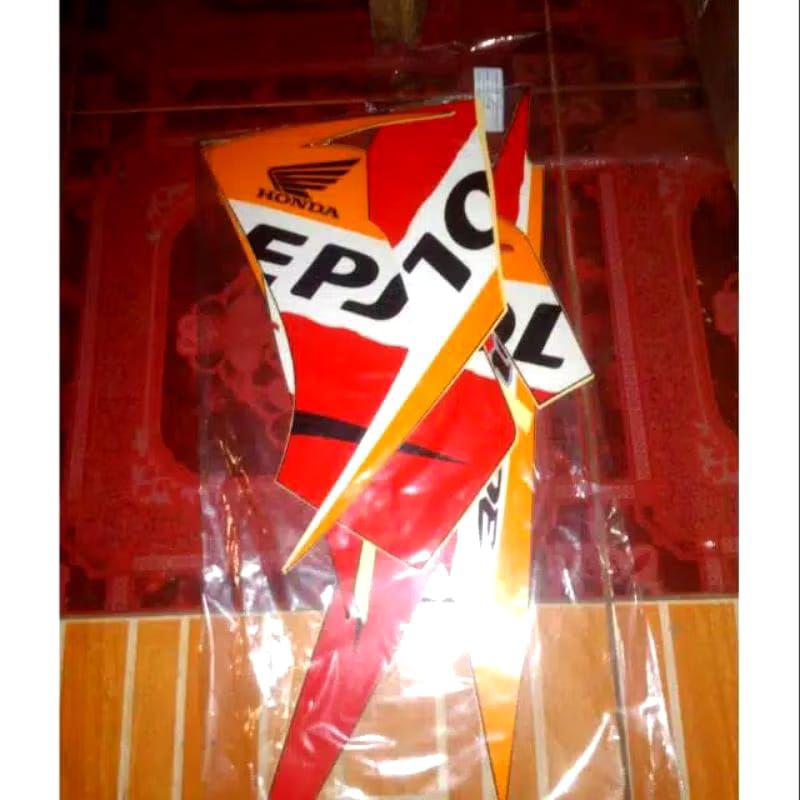striping honda blade new repsol