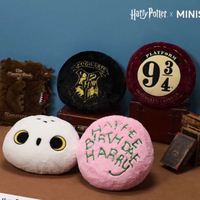 Miniso X Harry Potter Bantal Bulat Harry Potter Hogwarts