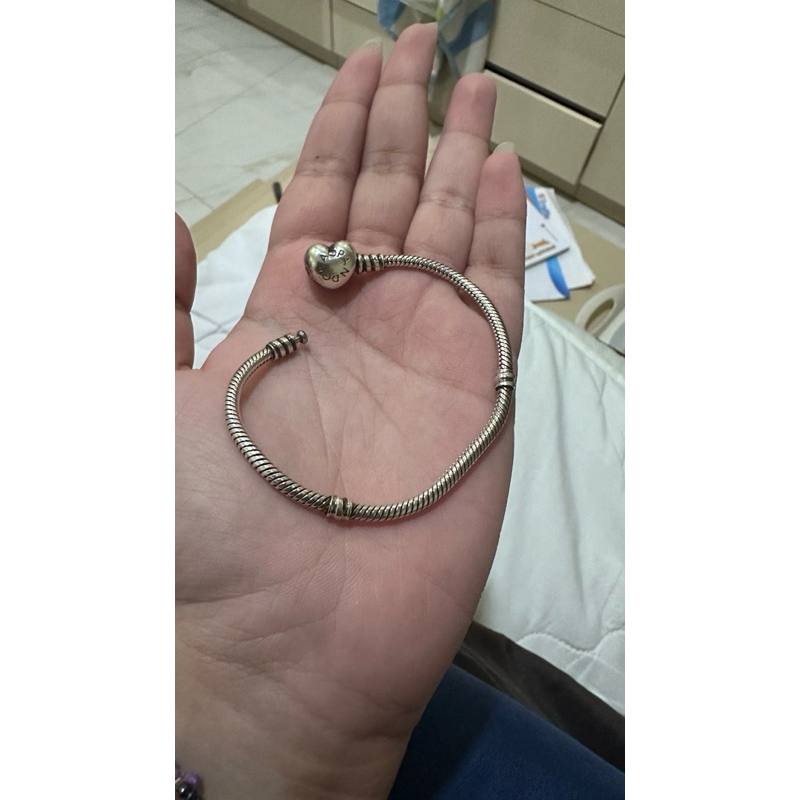 PRELOVED PANDORA CHARM (SALE)