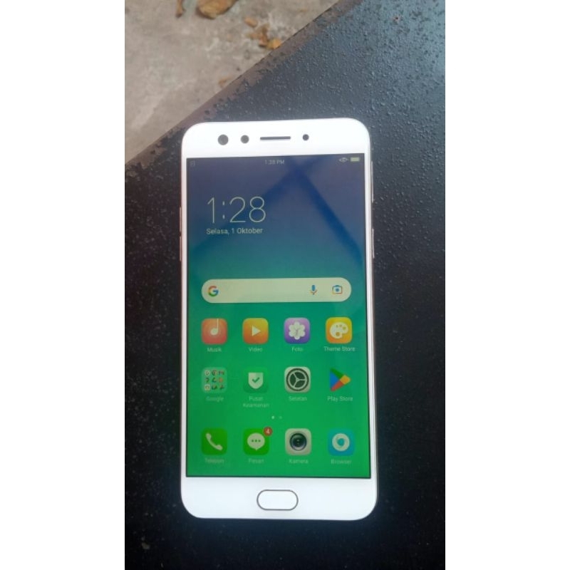 Oppo F3 Normal Ram 4/64gb