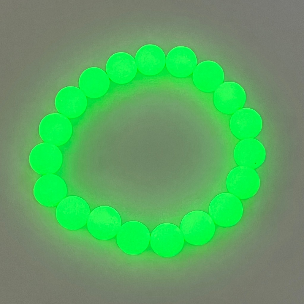 [COD] Gelang batu pospor menyala di gelap