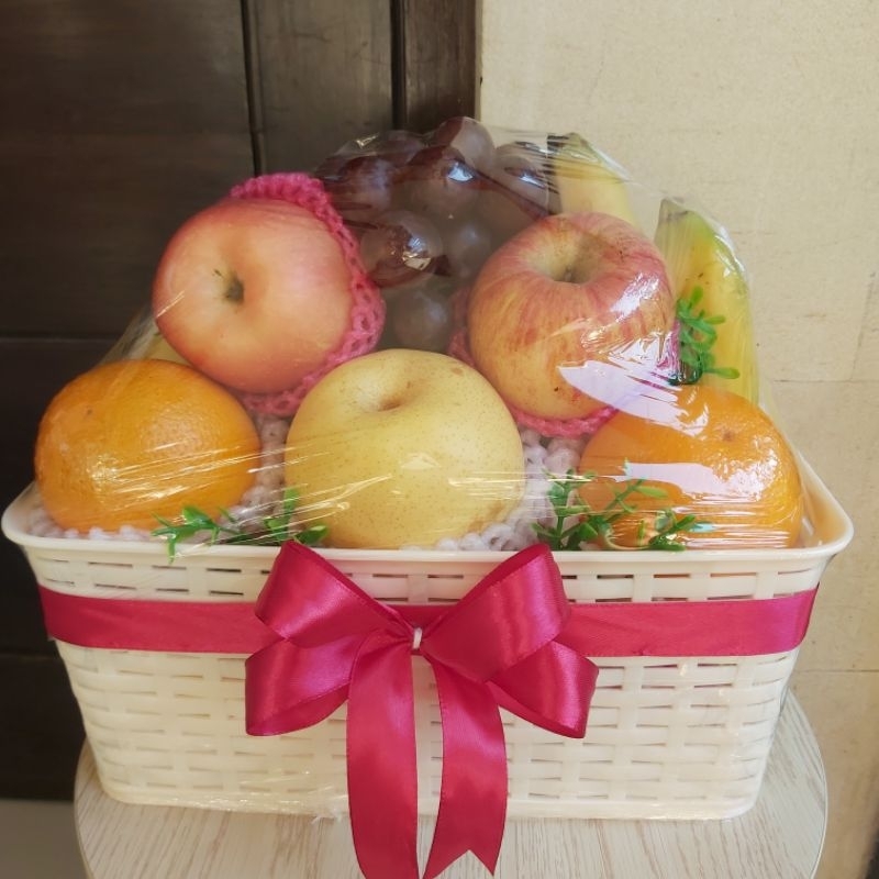 

hampers / parcel / parsel / fruits / parcel buah / parcel hari raya / get well soon hampers