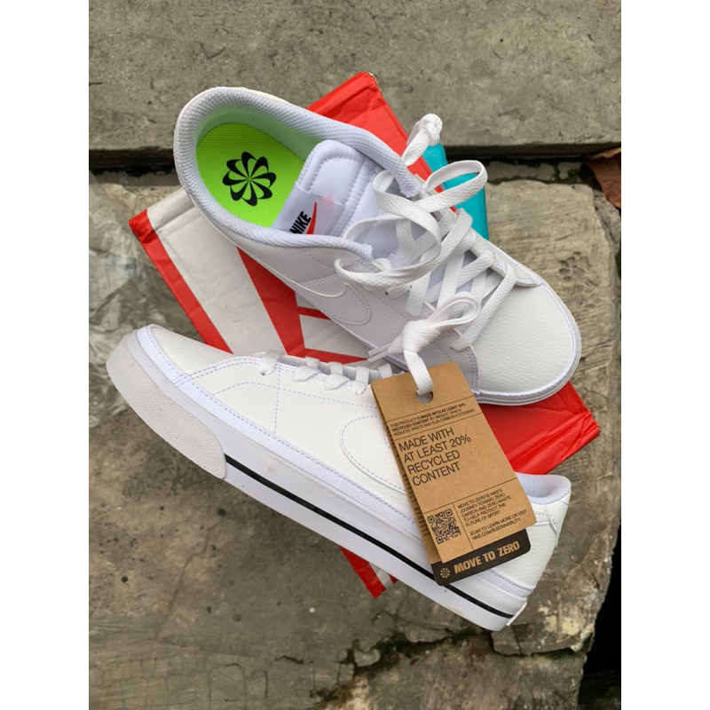 Nike Court Royale Women