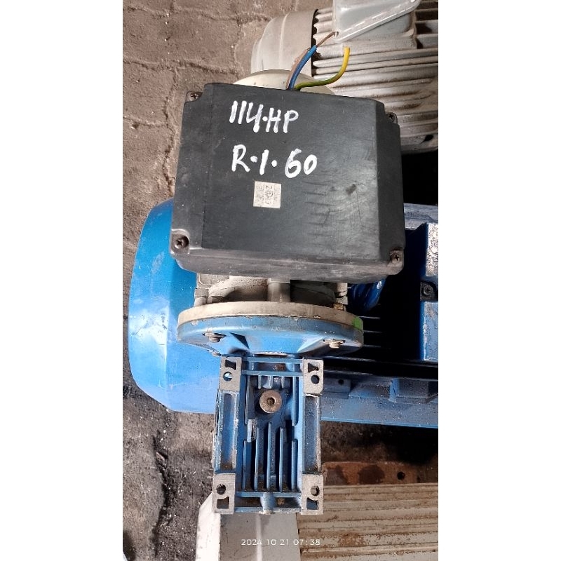 Dinamo Gear Motor Listrik Rumahan 1 Phase 1/4 Hp/0,18 Kw. Rasio Gear 1:60 Gear Box Tipe 'L' (Barang 