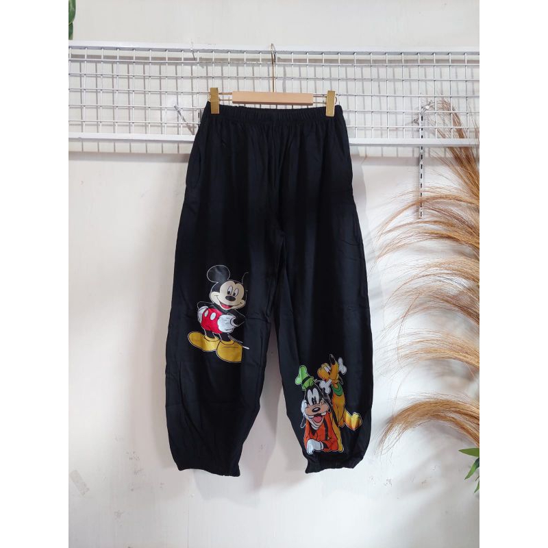 CELANA JOGGER KAOS BY JEVANNI