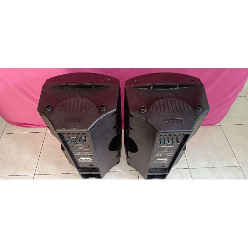 Speaker Aktif Thump 15 Kondisi Istimewa Like New