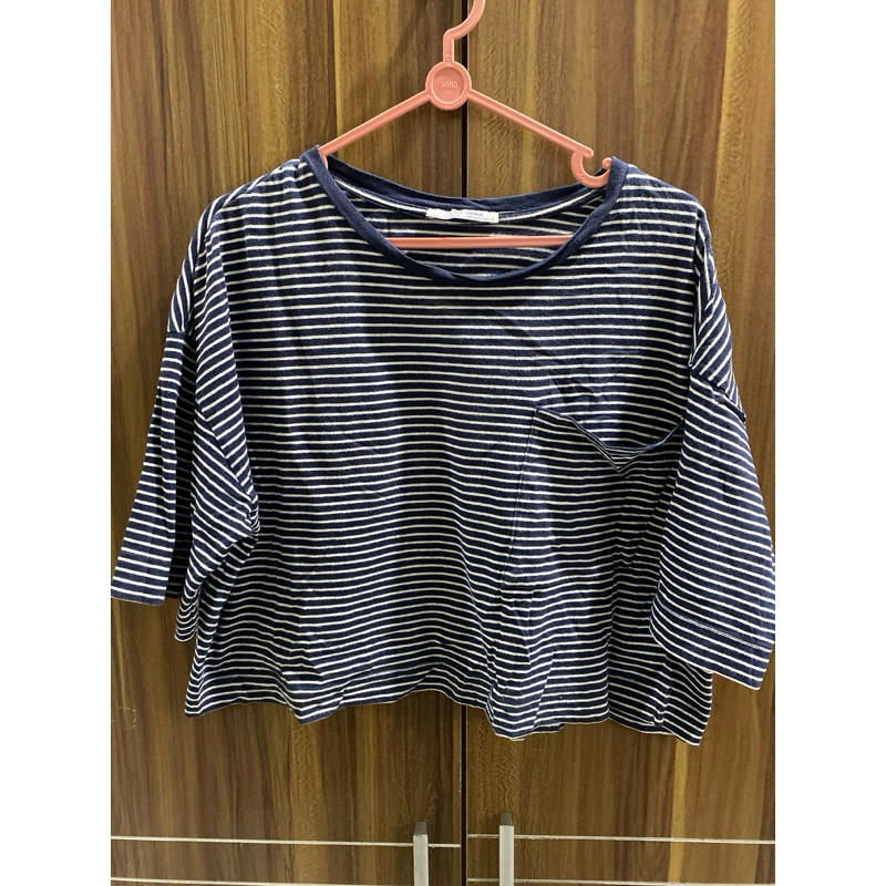 Kaos Crop Zara Trafaluc preloved