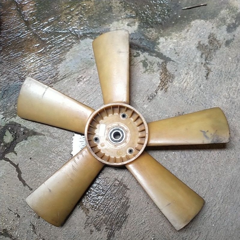 fan radiator Mercy w124 boxer