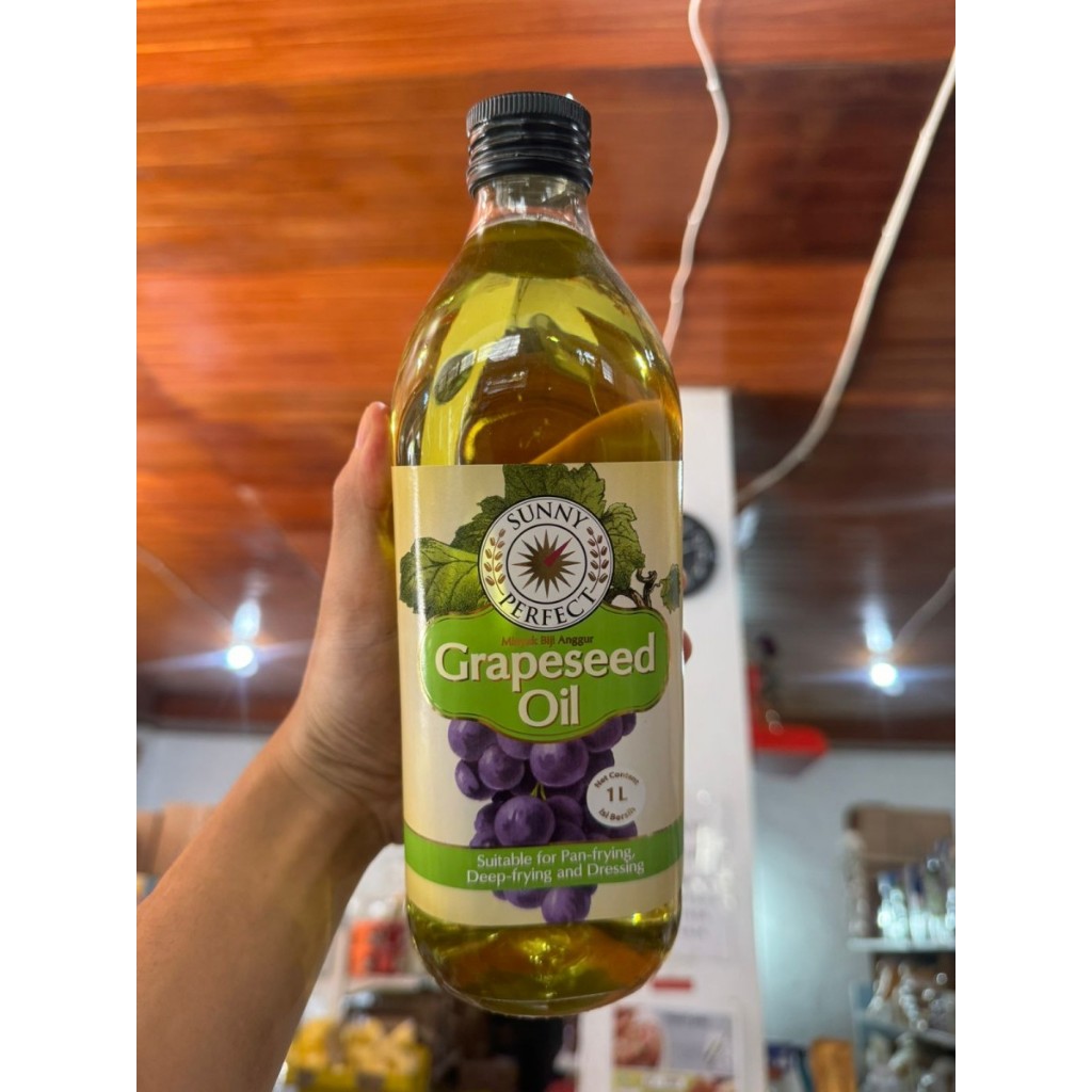 

Grapeseed Oil Sunny Perfect / Minyak Biji Anggur Sunny Perfect - 1 Ltr