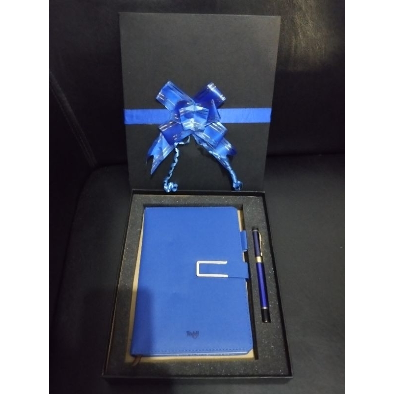 

ECER Gift Set Agenda & Pen Metal Gel/Hampers PREMIUM/Kado Hadiah Custom Grafir Nama Maupun Logo
