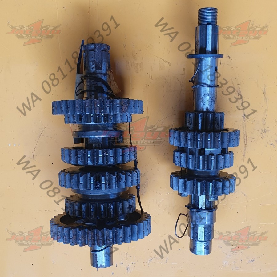 gearbox Honda NSR 125 Hornet gear ratio JMS 170826 O3