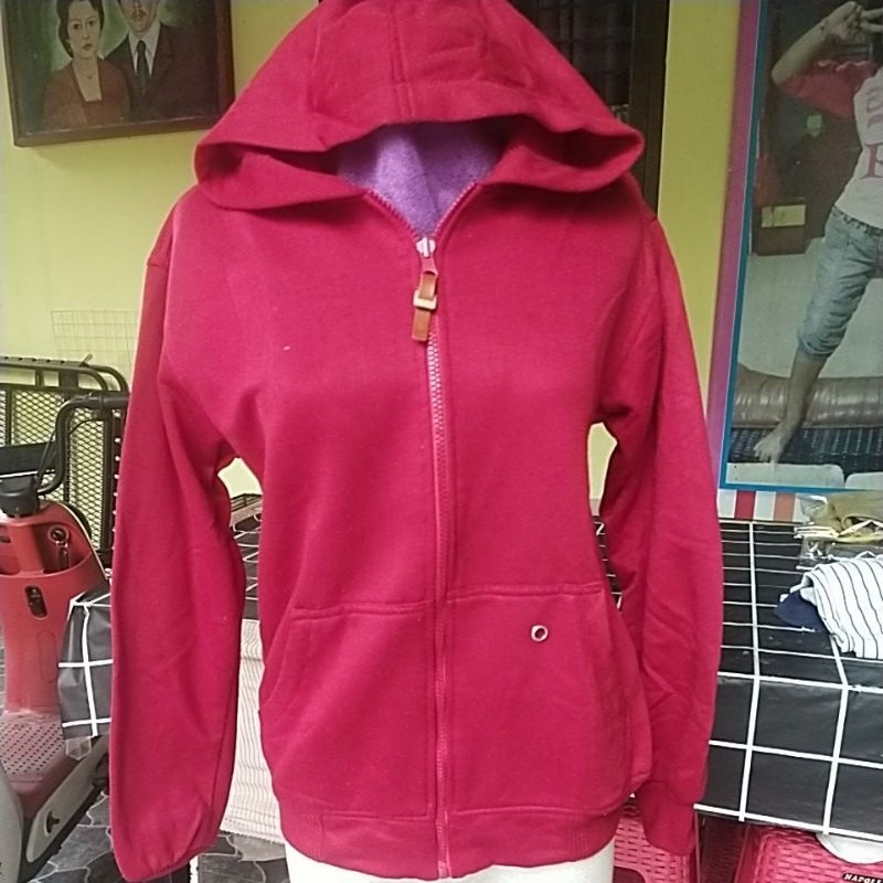 jaket hoodie anak bekas pakai  bahan tebal dan bagus AL