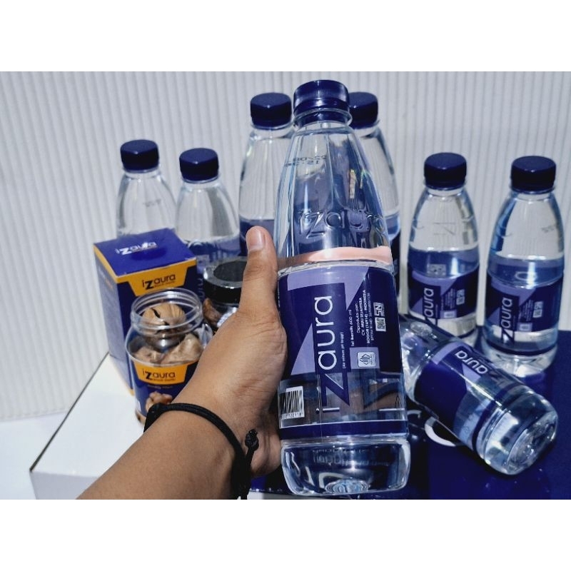 

IZAURA WATER ALKALINE kemasan 330 Ml ( 1 dus )